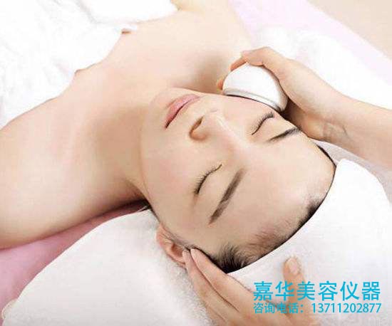 808納米半導(dǎo)體激光脫毛美容儀器的價格要多少錢？（出廠價）